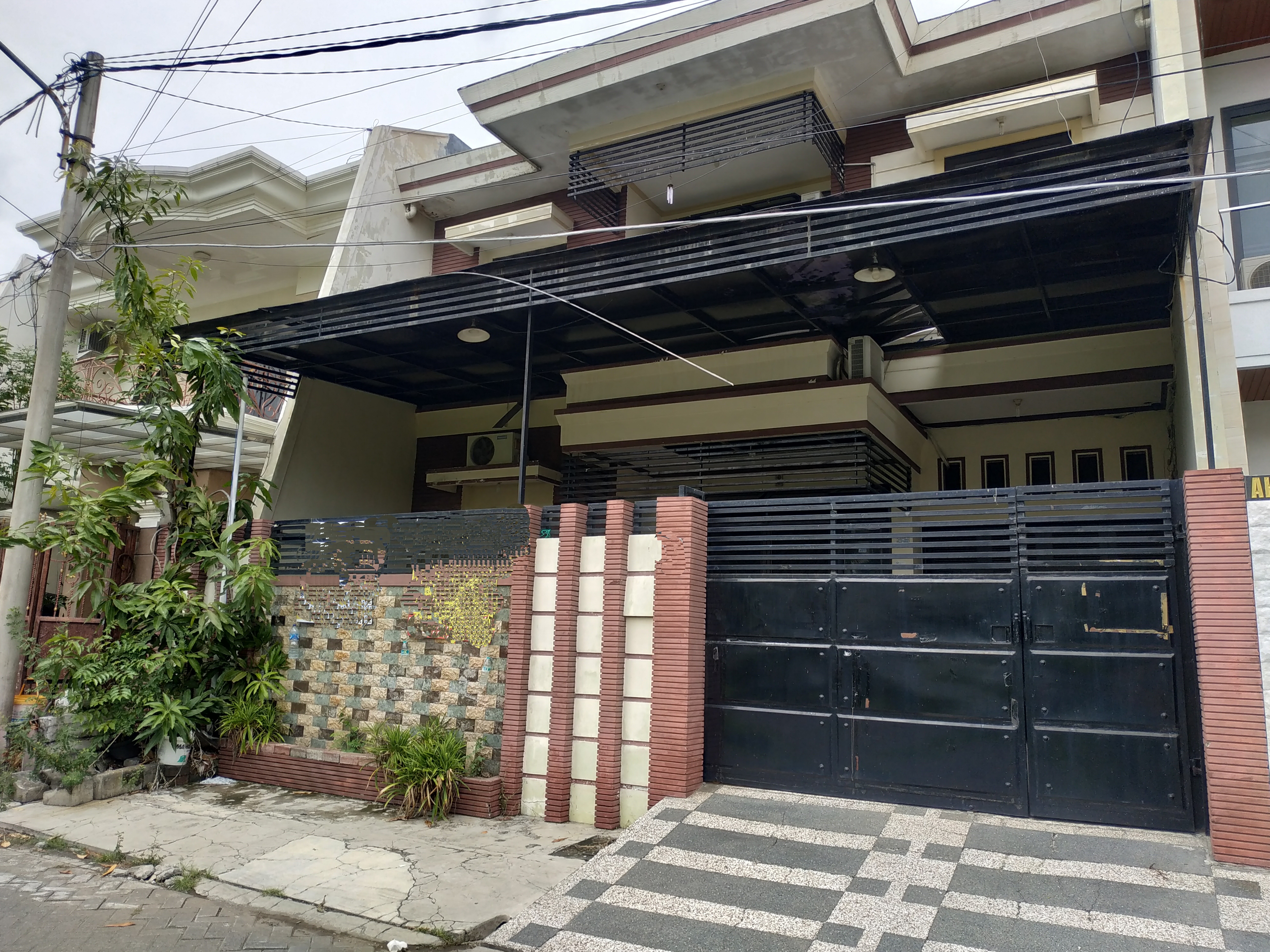 Dijual Rumah di Surabaya Timur - Image 1