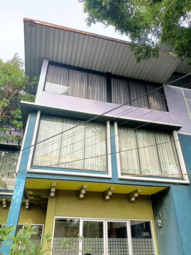 DIJUAL RUMAH WISMA LIDAH KULON - Image 1