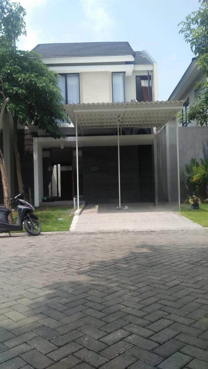 Dijual Rumah Northwest Lake, Citraland Surabaya Barat - Image 1
