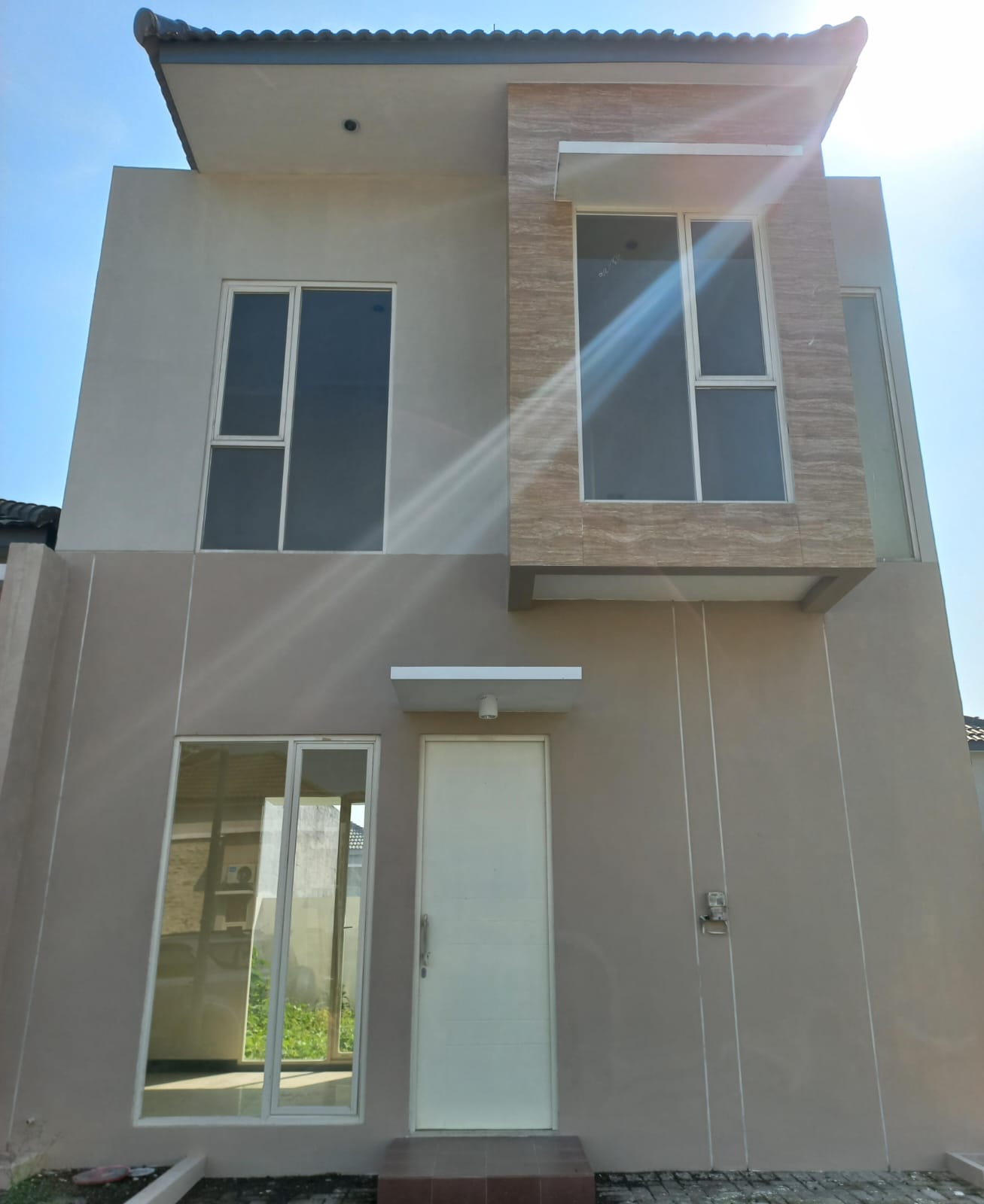 Dijual Rumah Newton Park Wilayah Sidoarjo - Image 1