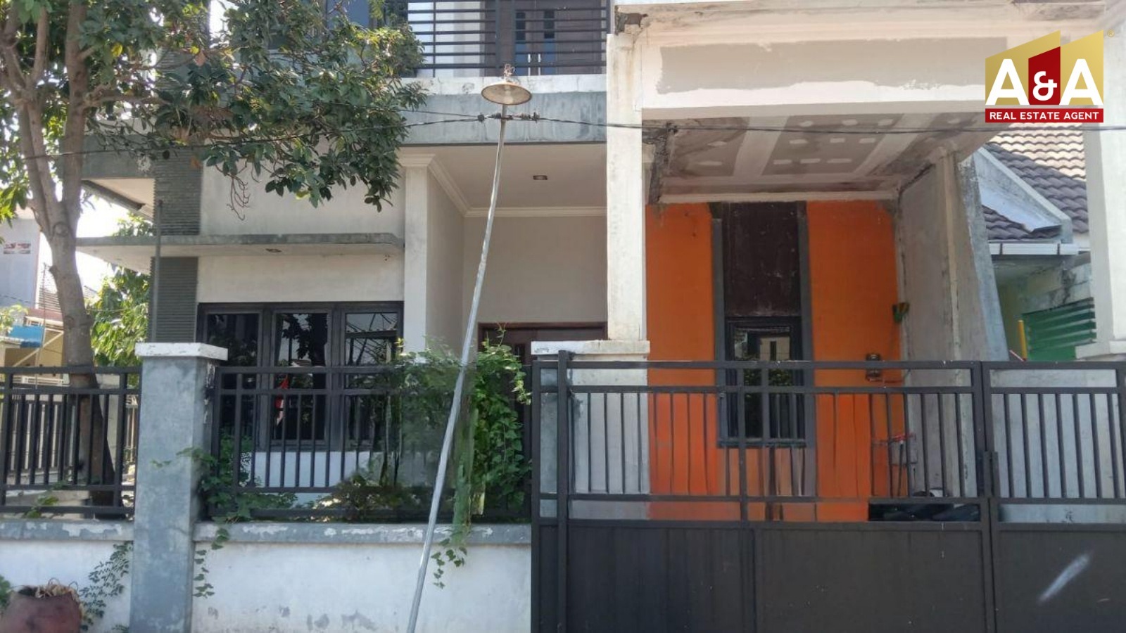 Dijual Rumah Bagus Western Village Surabaya Barat - Image 1