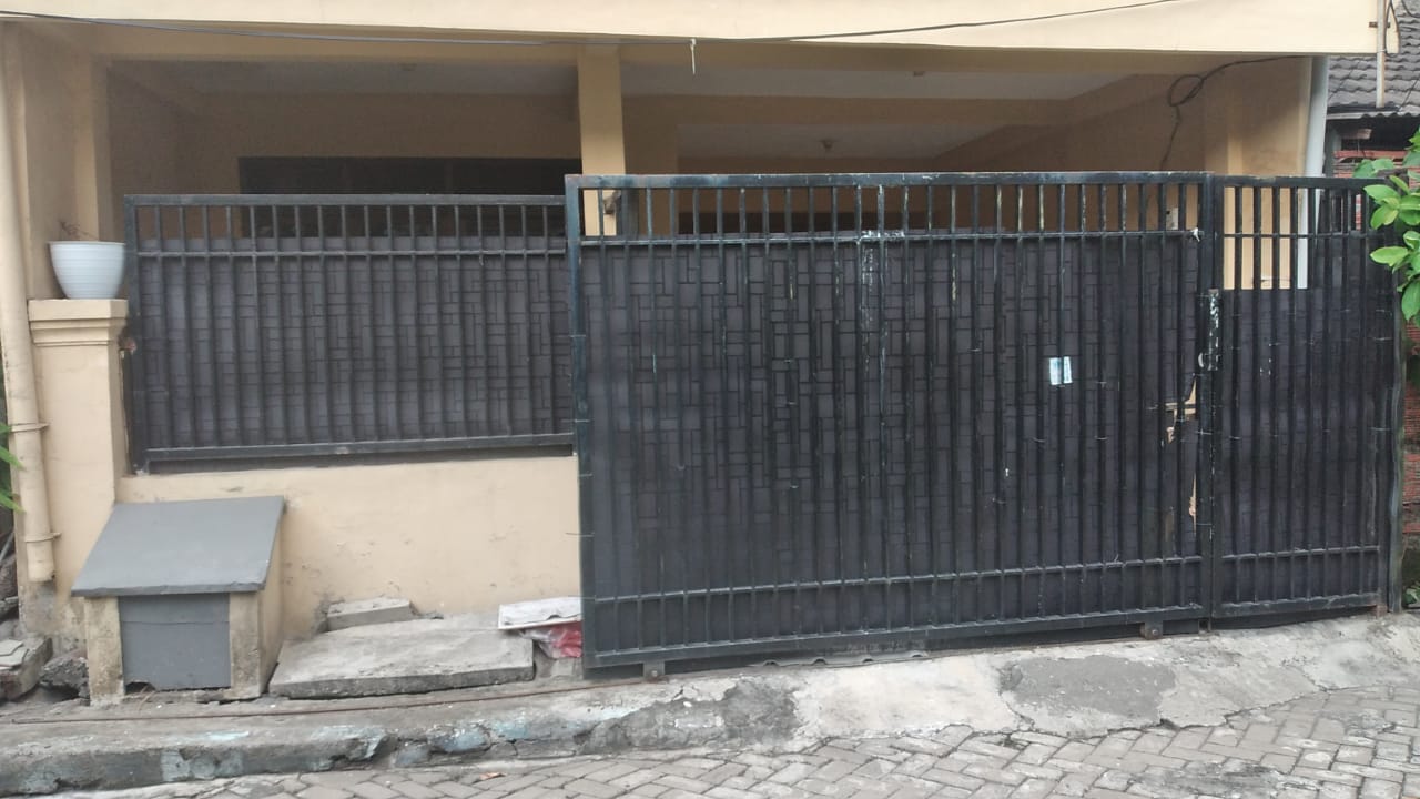 Jual rumah Griya Kebraon Utara - Image 1