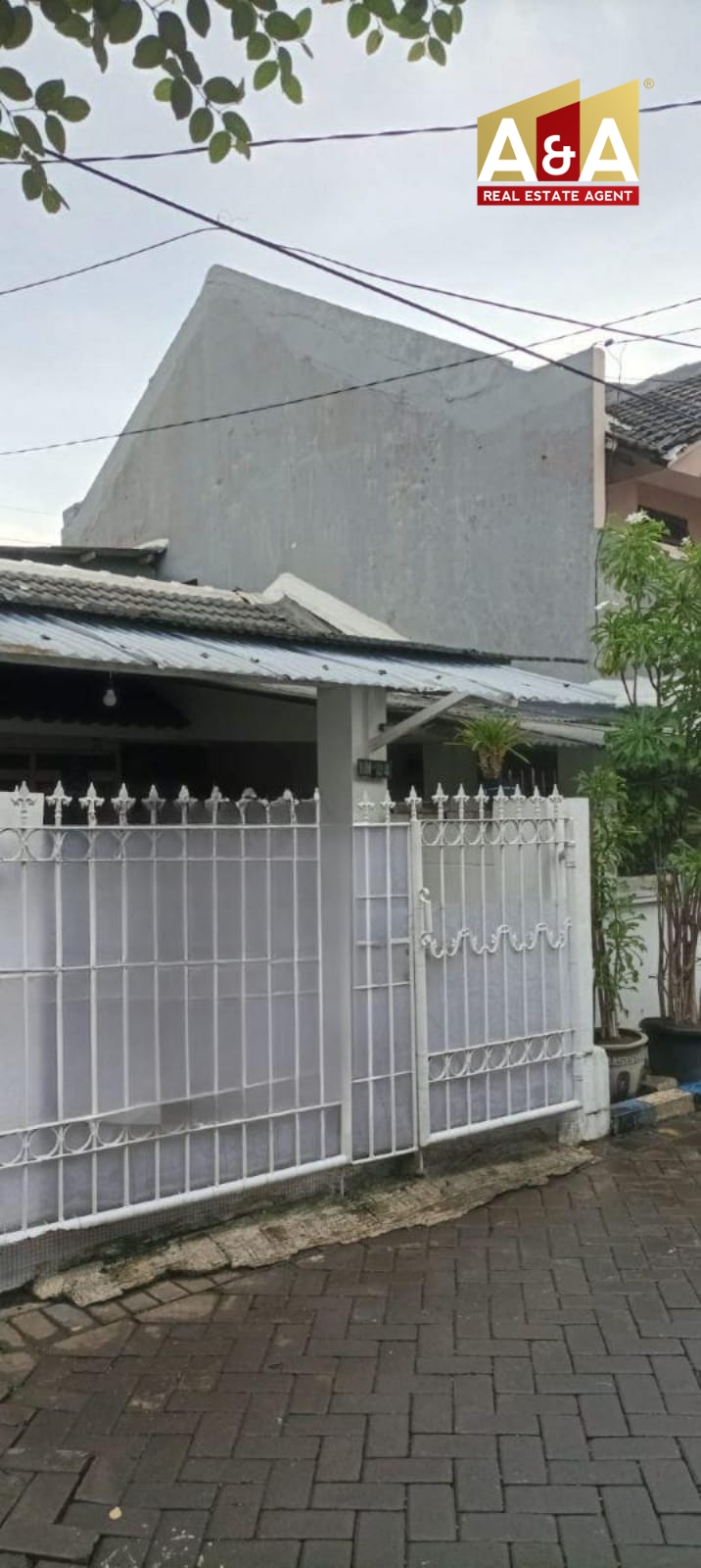 Dijual Cepat Rumah di Wisma Tropodo Sidoarjo - Image 1