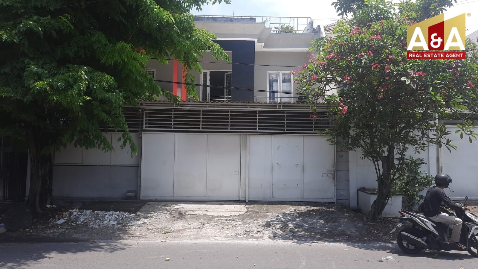 DIJUAL RUMAH WILAYAH SURABAYA TIMUR - Image 1