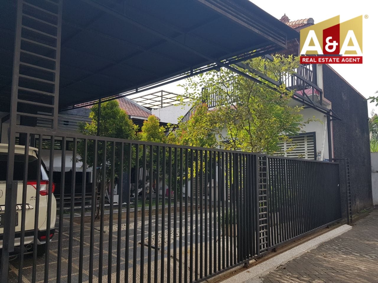 DIJUAL RUMAH WILAYAH SURABAYA TIMUR - Image 1