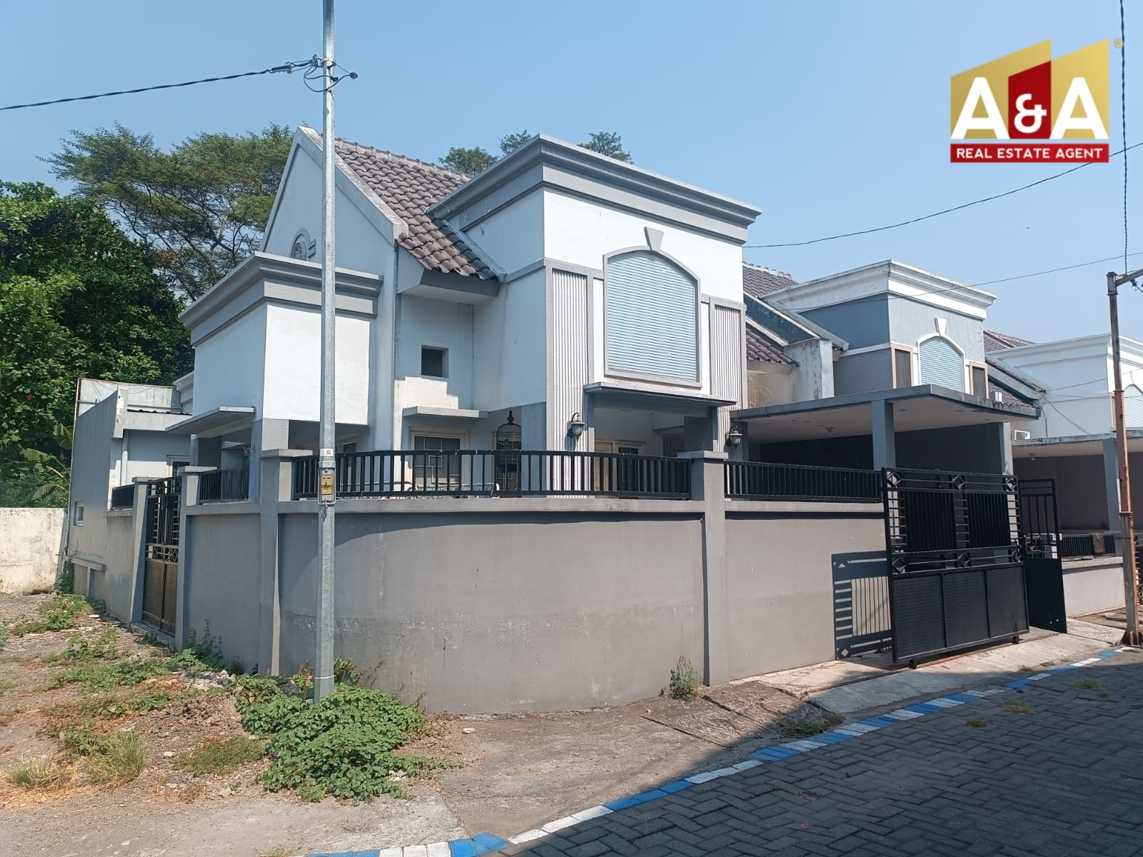 DIJUAL RUMAH HOOK WILAYAH SURABAYA BARAT - Image 1
