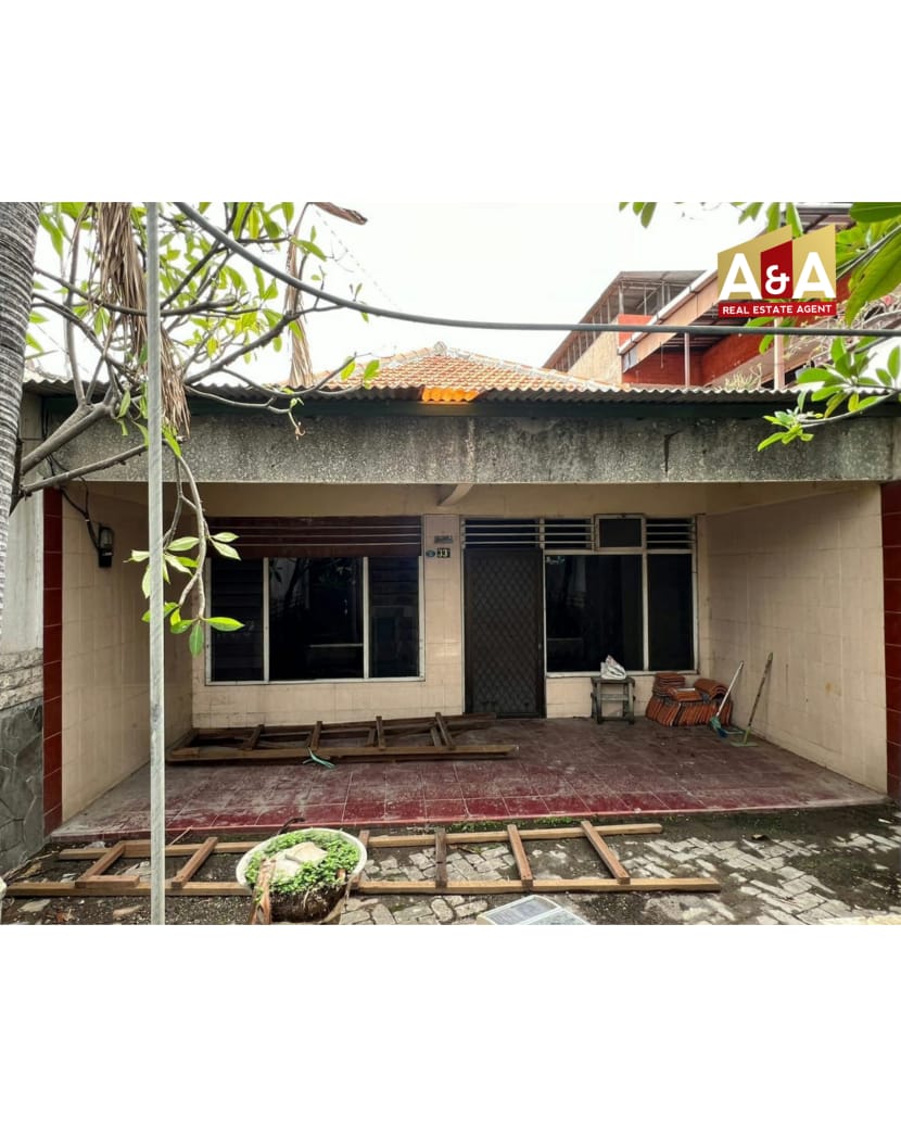 DIJUAL RUMAH HITUNG TANAH SURABAYA BARAT - Image 1