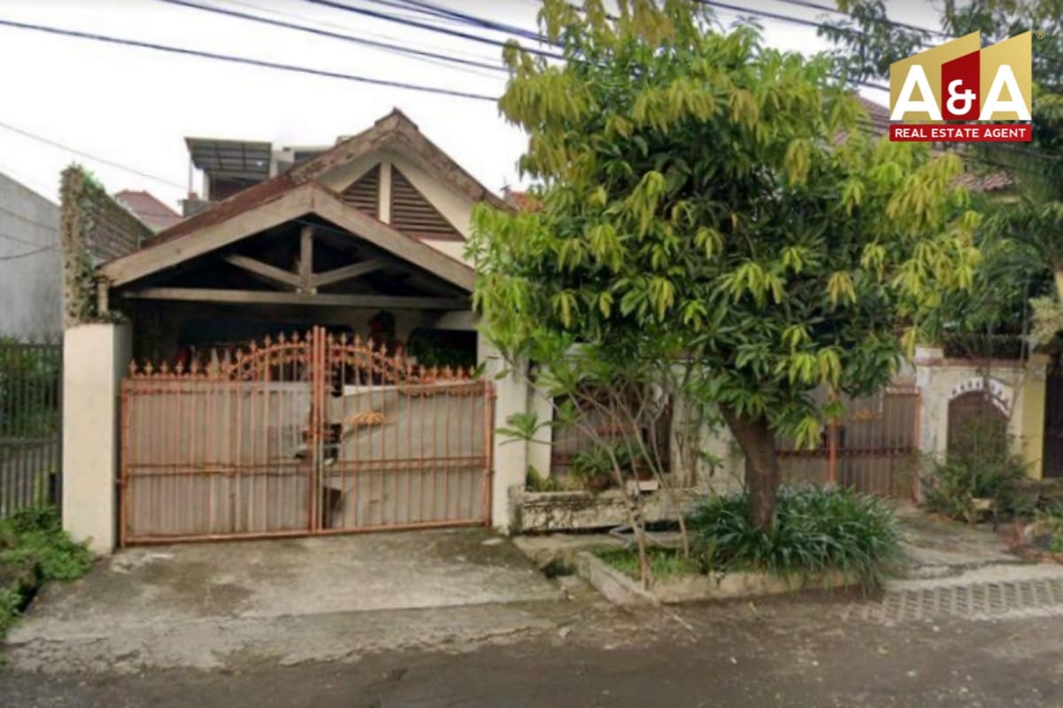 Dijual Rumah Usaha Strategis di Ketintang Surabaya Selatan - Image 1