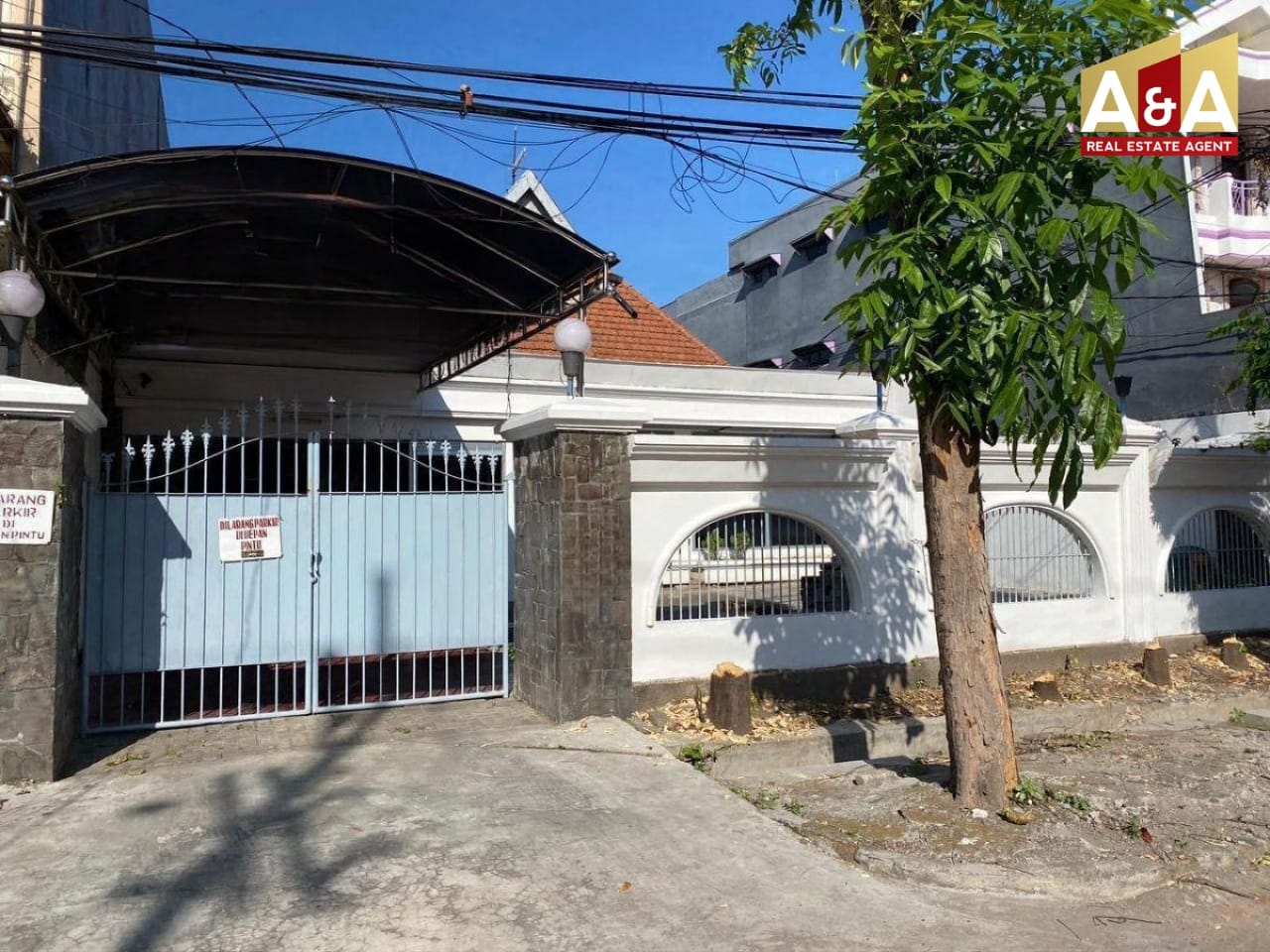 Dijual Rumah Asri dan Strategis Pusat Kota Surabaya - Image 1