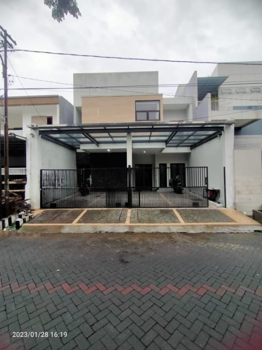 DIJUAL RUMAH LOKASI SURABAYA TIMUR - Image 1