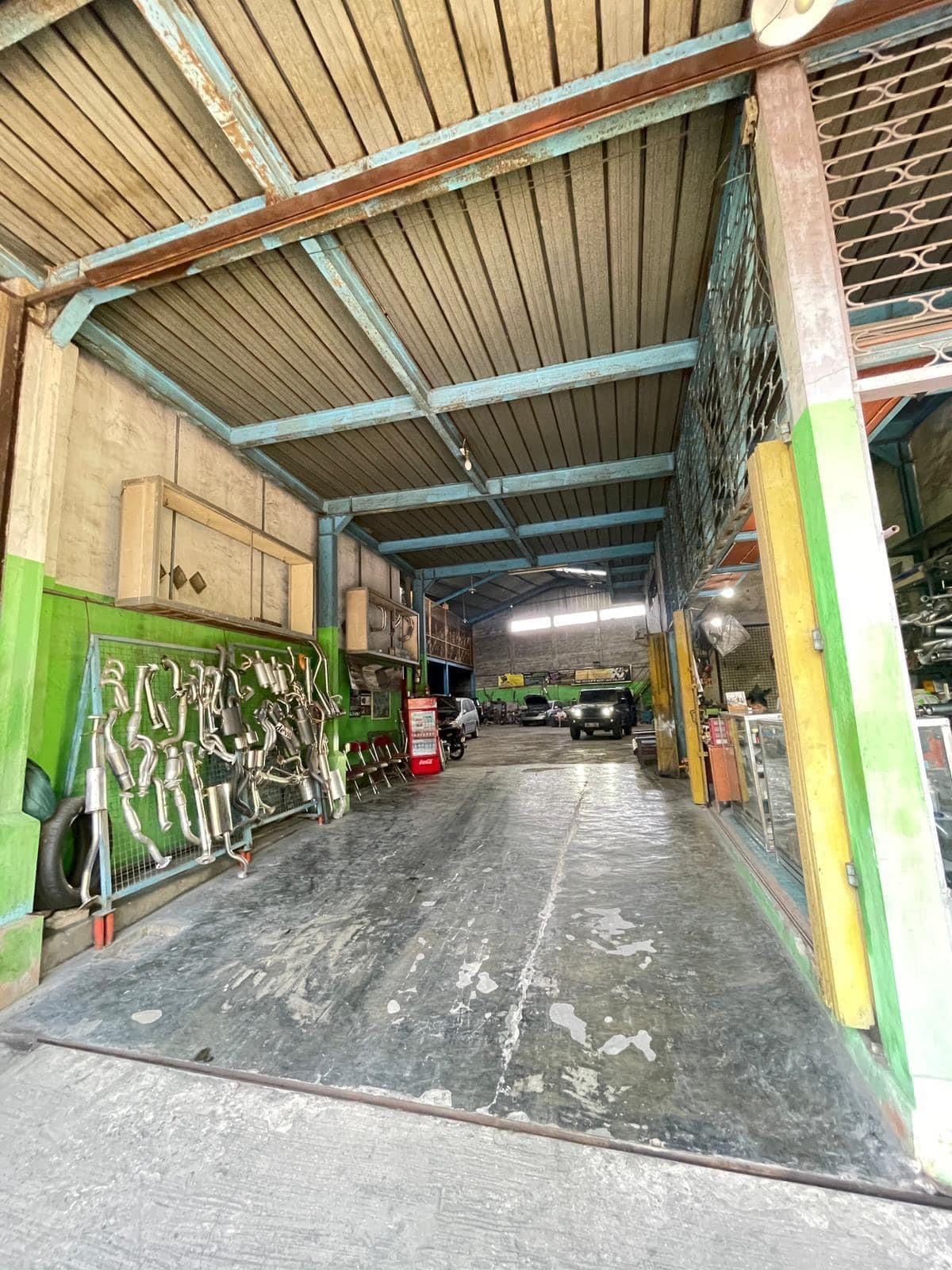 Dijual Gudang Ex Bengkel Raya Mayjen Sungkono Surabaya Barat - Thumbnail 3