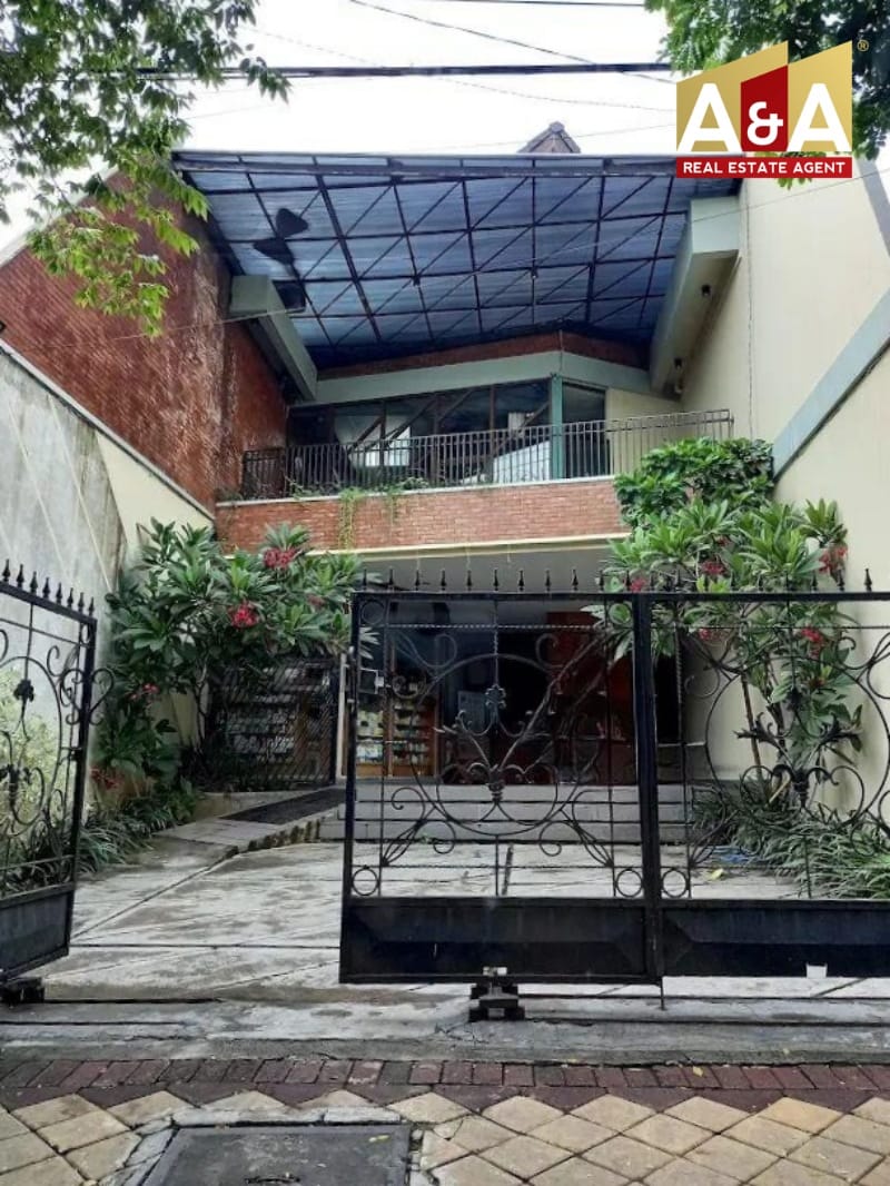 Dijual Rumah Ex Hotel Lokasi Strategis Menanggal Surabaya Selatan - Image 1
