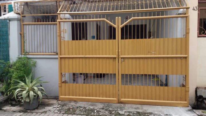 Dijual Rumah Mewah Lokasi Surabaya Timur - Image 1