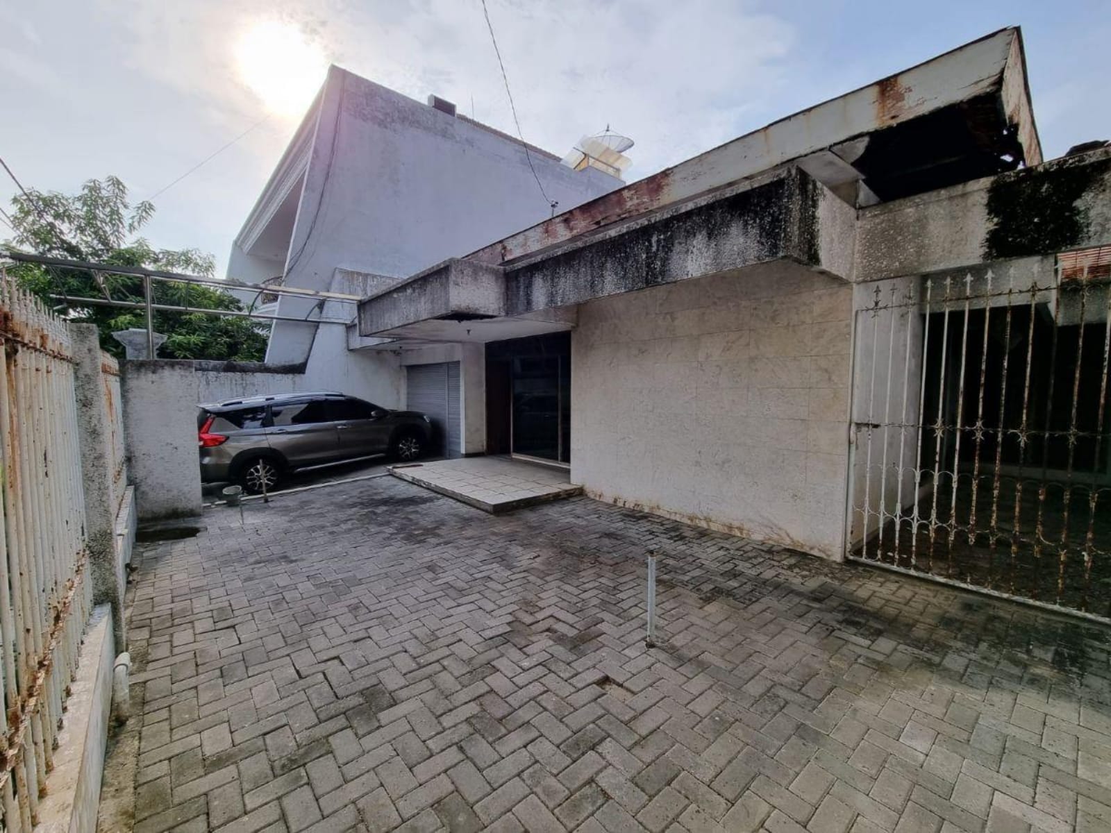 Dijual Rumah Strategis Kertajaya Indah Surabaya Timur - Thumbnail 4
