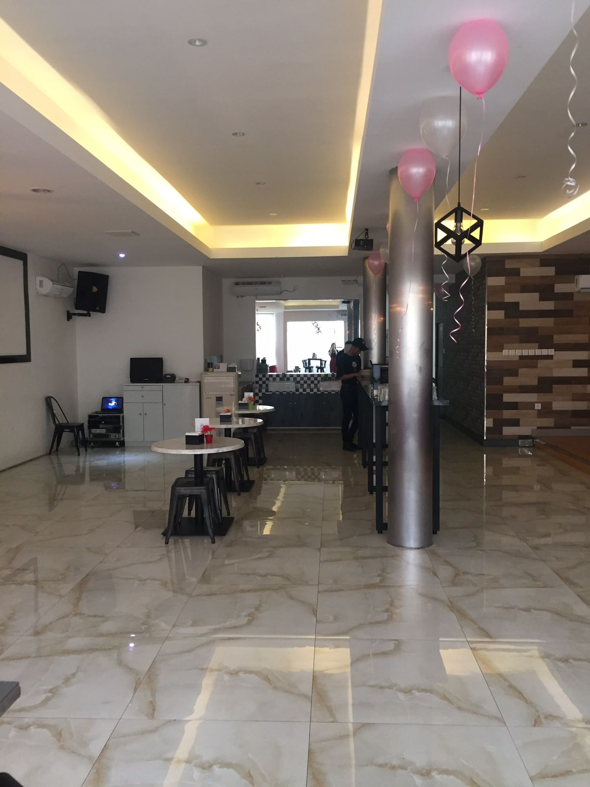 Disewakan Ruko Strategis Centro Avenue Jalan KH. Mukmin Sidoarjo - Thumbnail 2