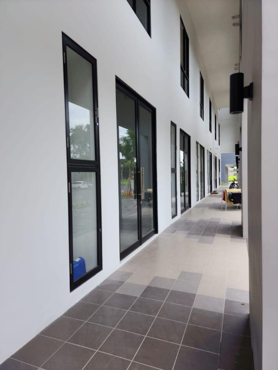 Dijual Ruko Strategis Graha Natura Soho Lontar Surabaya Barat - Thumbnail 2