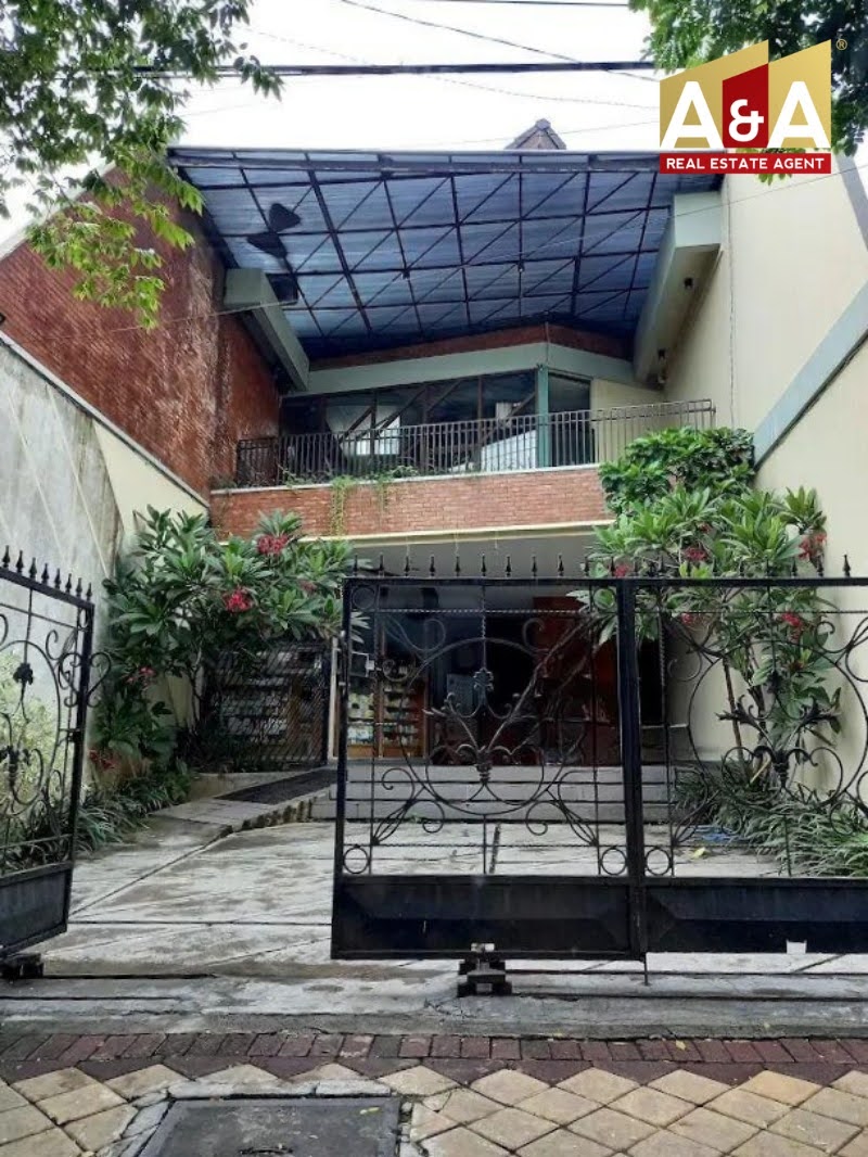 Dijual Rumah Ex Hotel Lokasi Strategis Menanggal Surabaya Selatan - Image 1