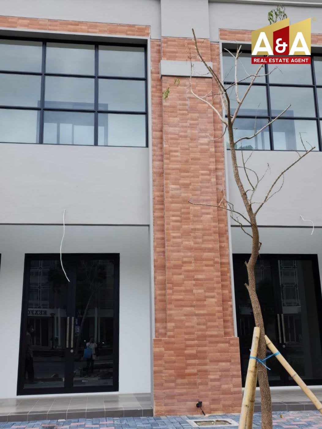 Dijual Ruko Strategis Graha Natura Soho Lontar Surabaya Barat - Image 1