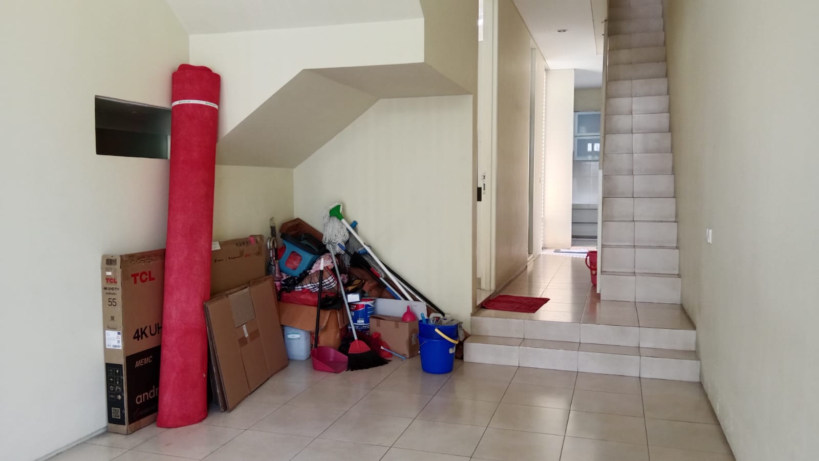 Dijual Rumah Siap Huni dan Strategis di Citraland Surabaya Barat - Image 1