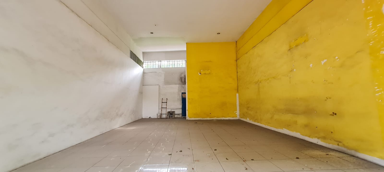 Disewakan Ruko Ahmad Yani Surabaya Selatan - Image 1