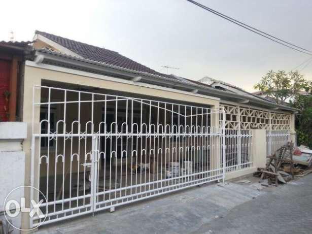 Rumah Dijual / Disewakan Lokasi Strategis Pondok Tjandra Sidoarjo - Image 1