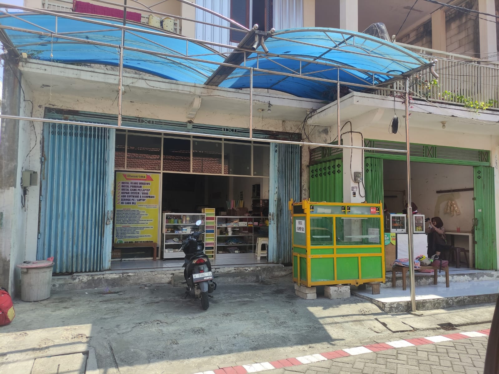 DIJUAL RUMAH USAHA LOKASI GRESIK - Image 1