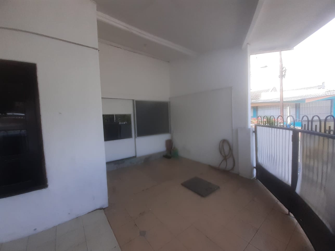 Dijual Rumah Strategis Perum Wisma Tropodo Sidoarjo - Thumbnail 3