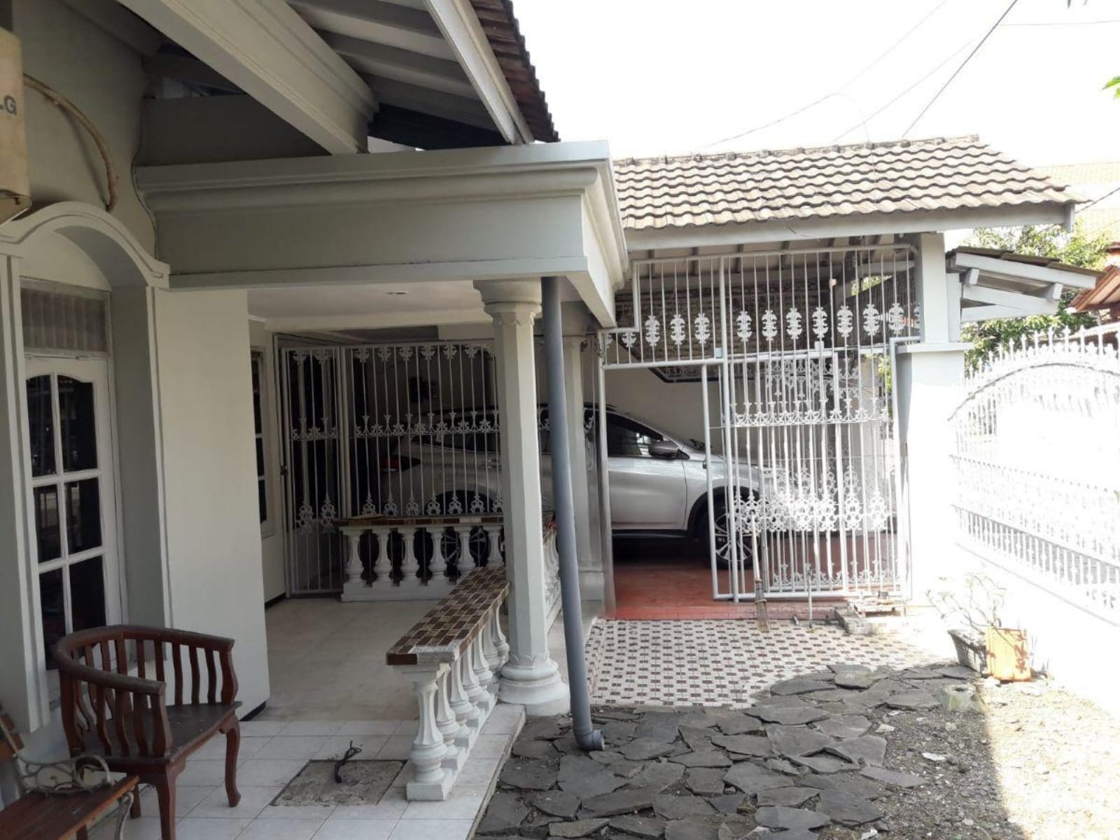 Disewakan Rumah Pakis Tirtosari Surabaya Selatan - Thumbnail 2