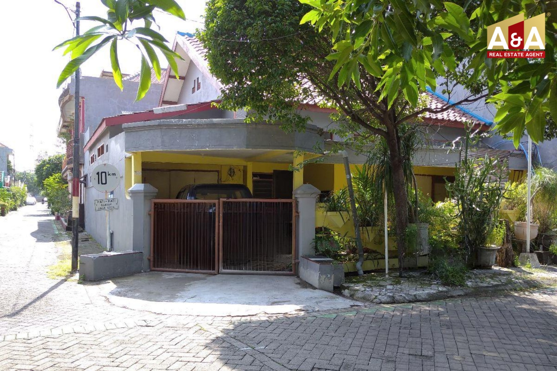 Dijual Rumah Gunung Sari Indah Kedurus Surabaya Selatan - Image 1