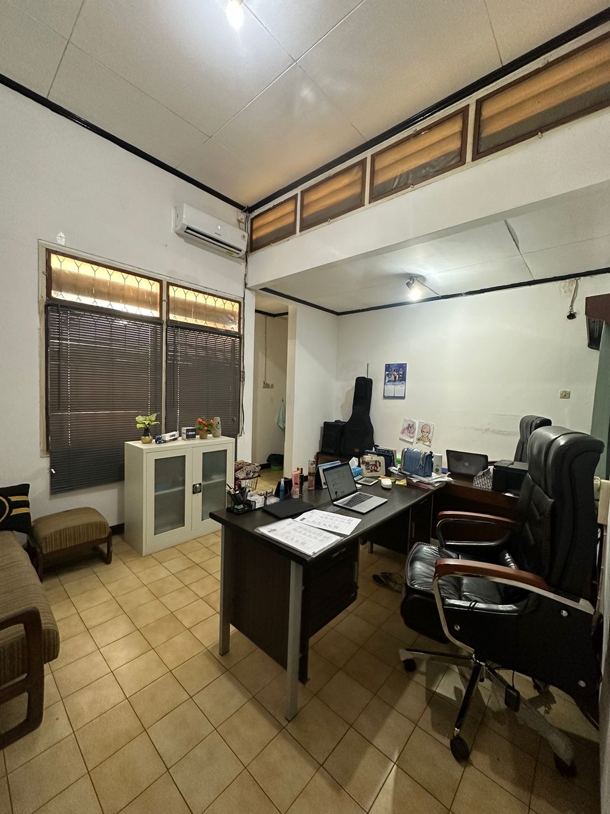 Disewakan Rumah Manyar Tirtoyoso Surabaya Timur - Thumbnail 4