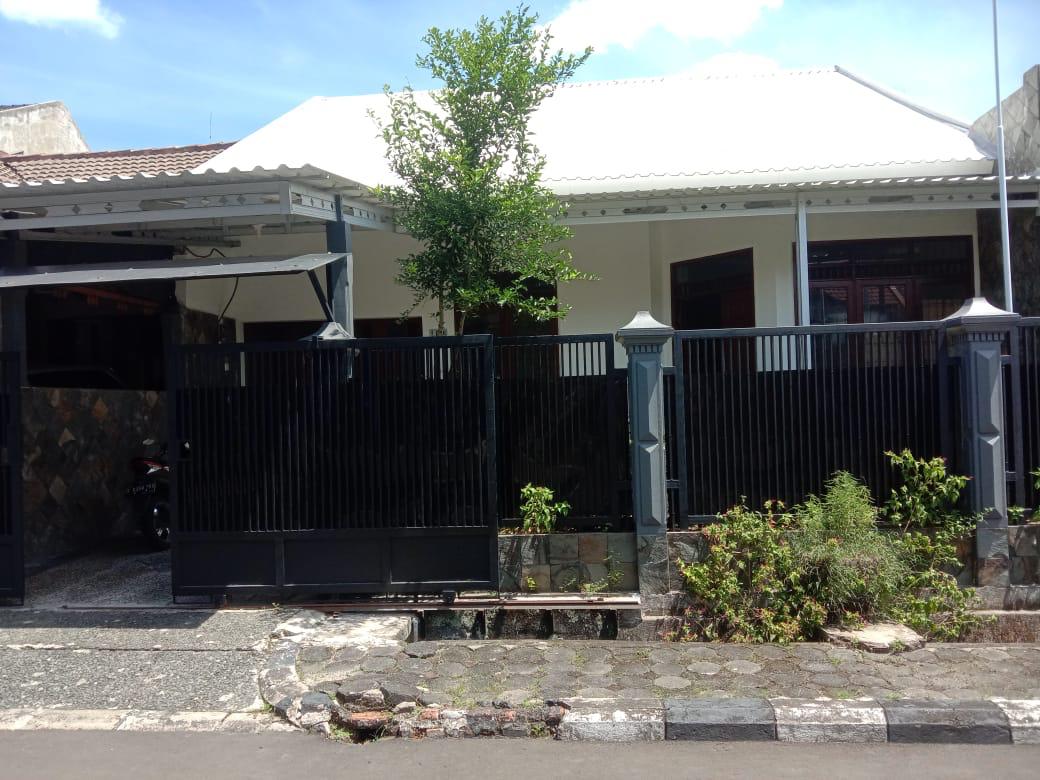 DIJUAL RUMAH LOKASI DEPOK - Image 1