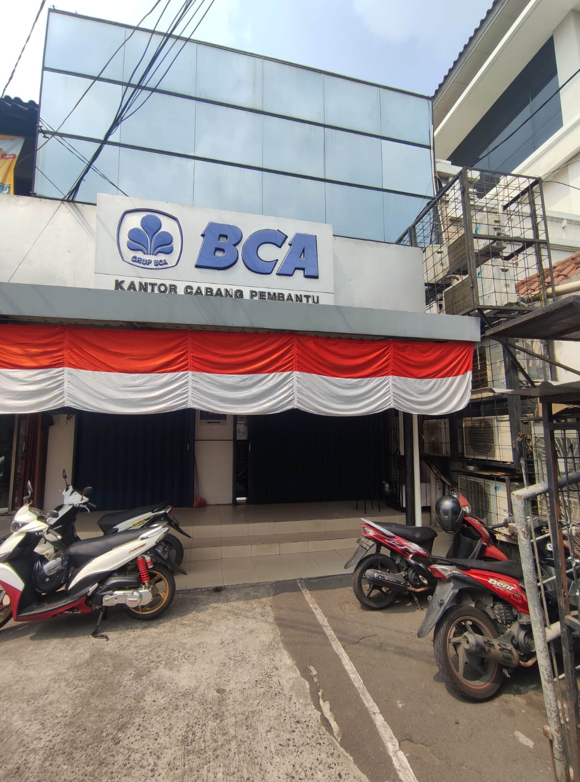 Dijual Ruko Cocok Untuk Berbagai Usaha dan Strategis di Jakarta Selatan - Image 1