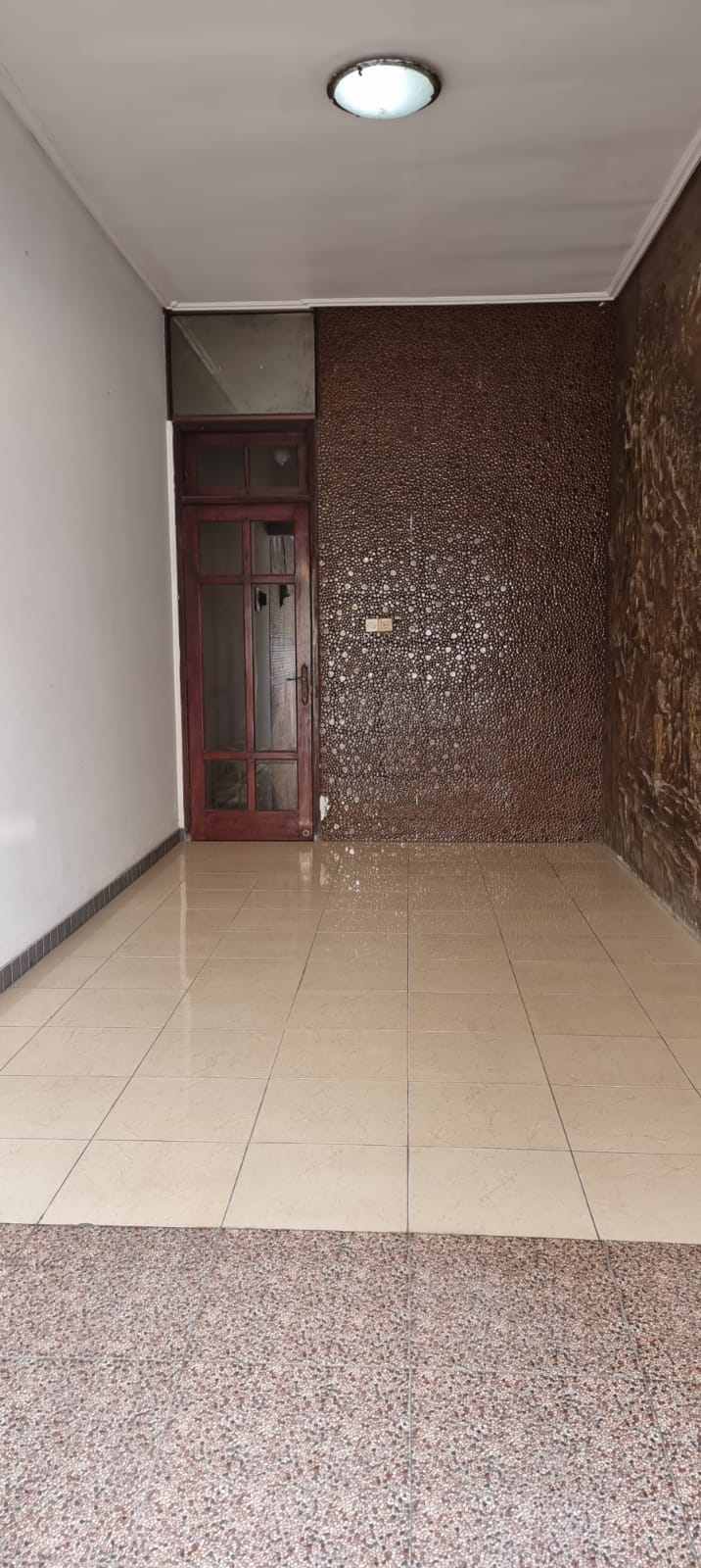 Dijual/Disewakan Rumah Siap Huni dan Nyaman di Dukuh Kupang Surabaya Barat - Thumbnail 4