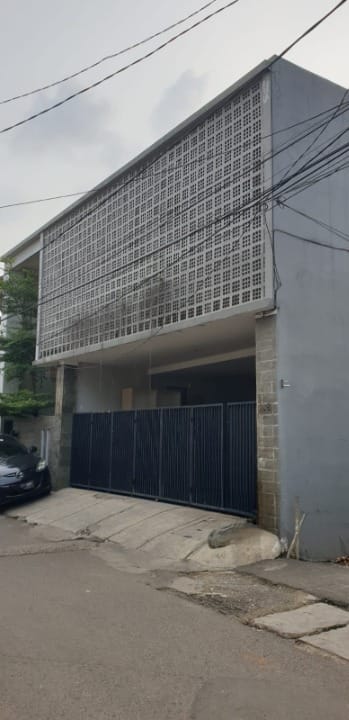 Dijual Rumah Nyaman Strategis di Cibubur Jakarta Timur - Image 1