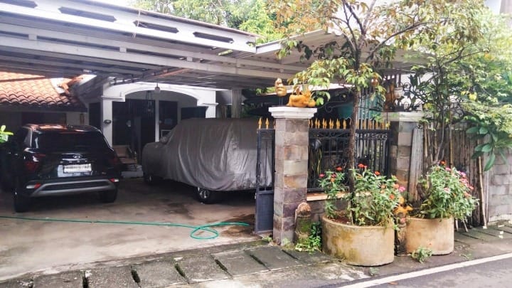 Dijual Rumah Lokasi Strategis di Cipayung Jakarta Timur - Image 1