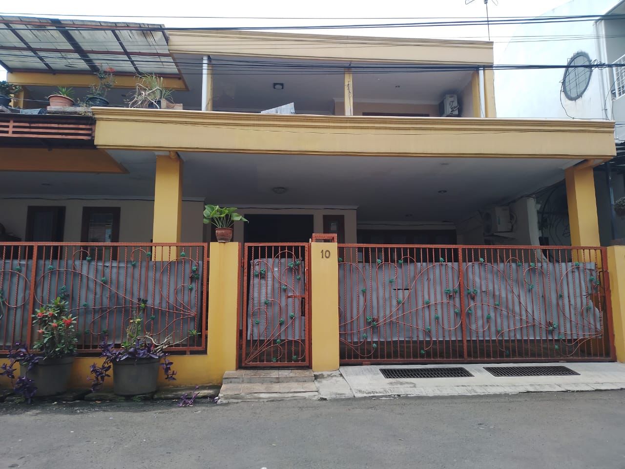 DIJUAL RUMAH LOKASI PONDOK GEDE BEKASI - Image 1