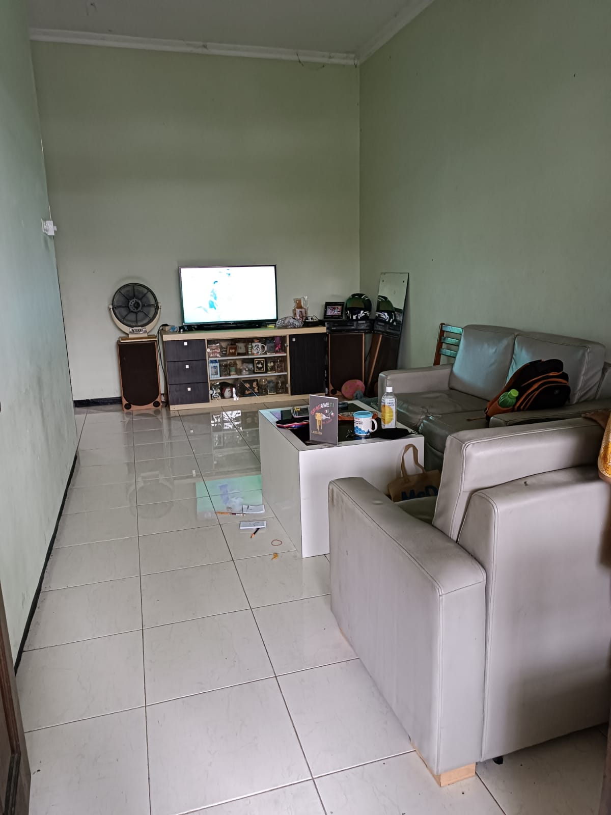 Dijual Rumah Strategis di Raya Nusantara Tropodo Sidoarjo - Thumbnail 2