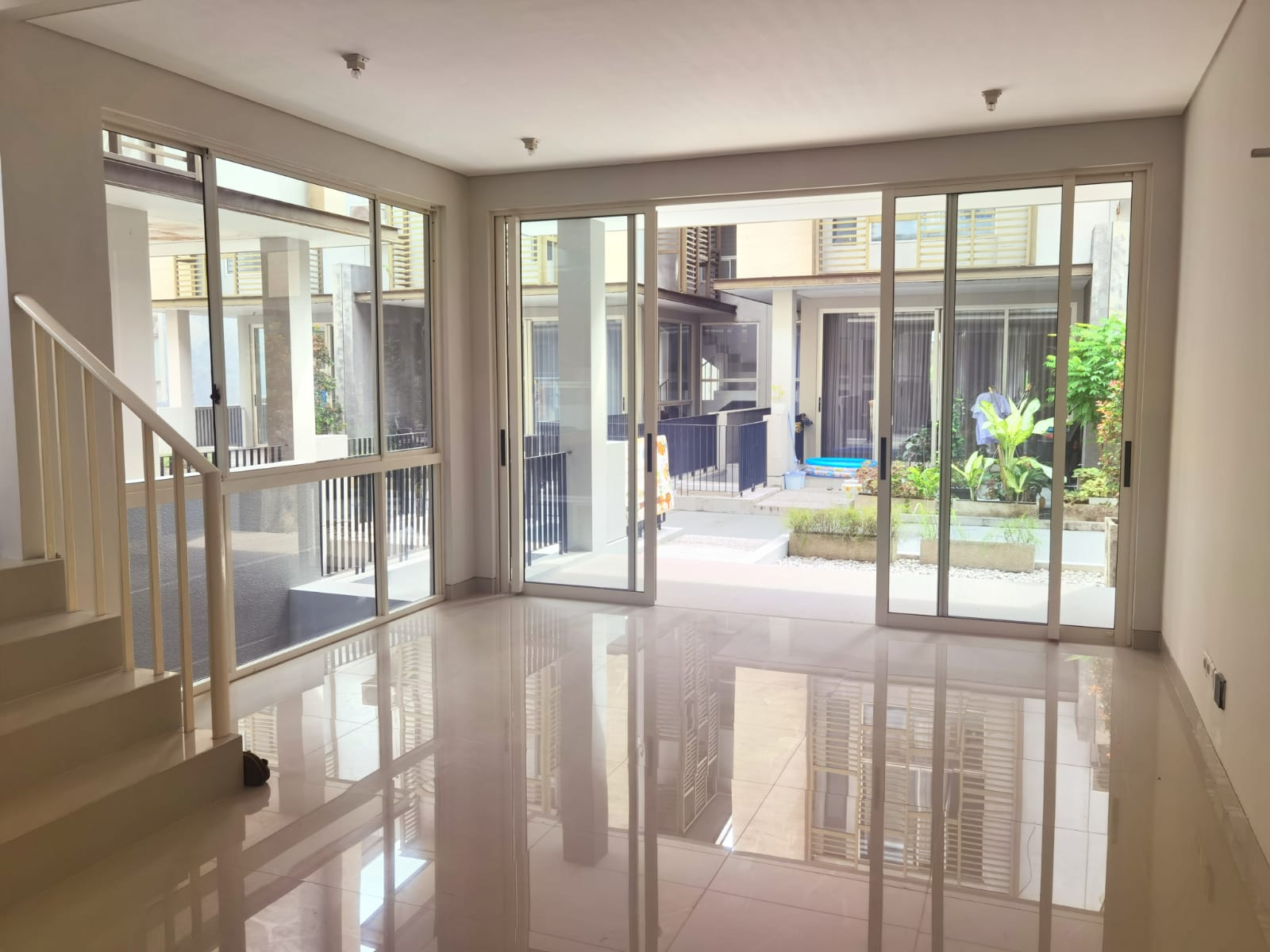 Dijual Rumah Wisata Bukit Mas 2 Notredame Surabaya Barat - Thumbnail 4