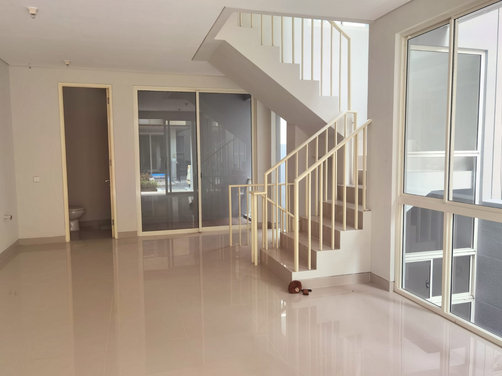 Dijual Rumah Wisata Bukit Mas 2 Notredame Surabaya Barat - Thumbnail 3