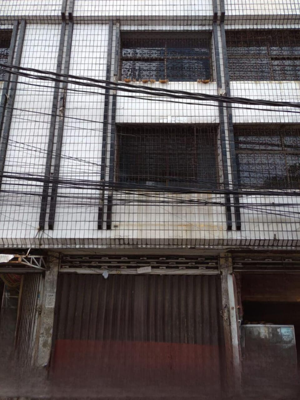 Disewakan Ruko Surabaya Barat Raya Kedungdoro - Image 1