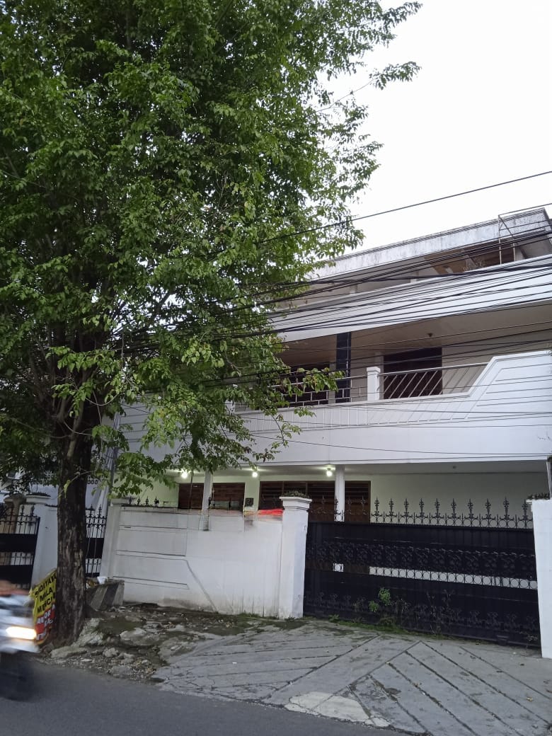 Dijual Rumah Raya Dukuh Kupang Surabaya Barat - Image 1