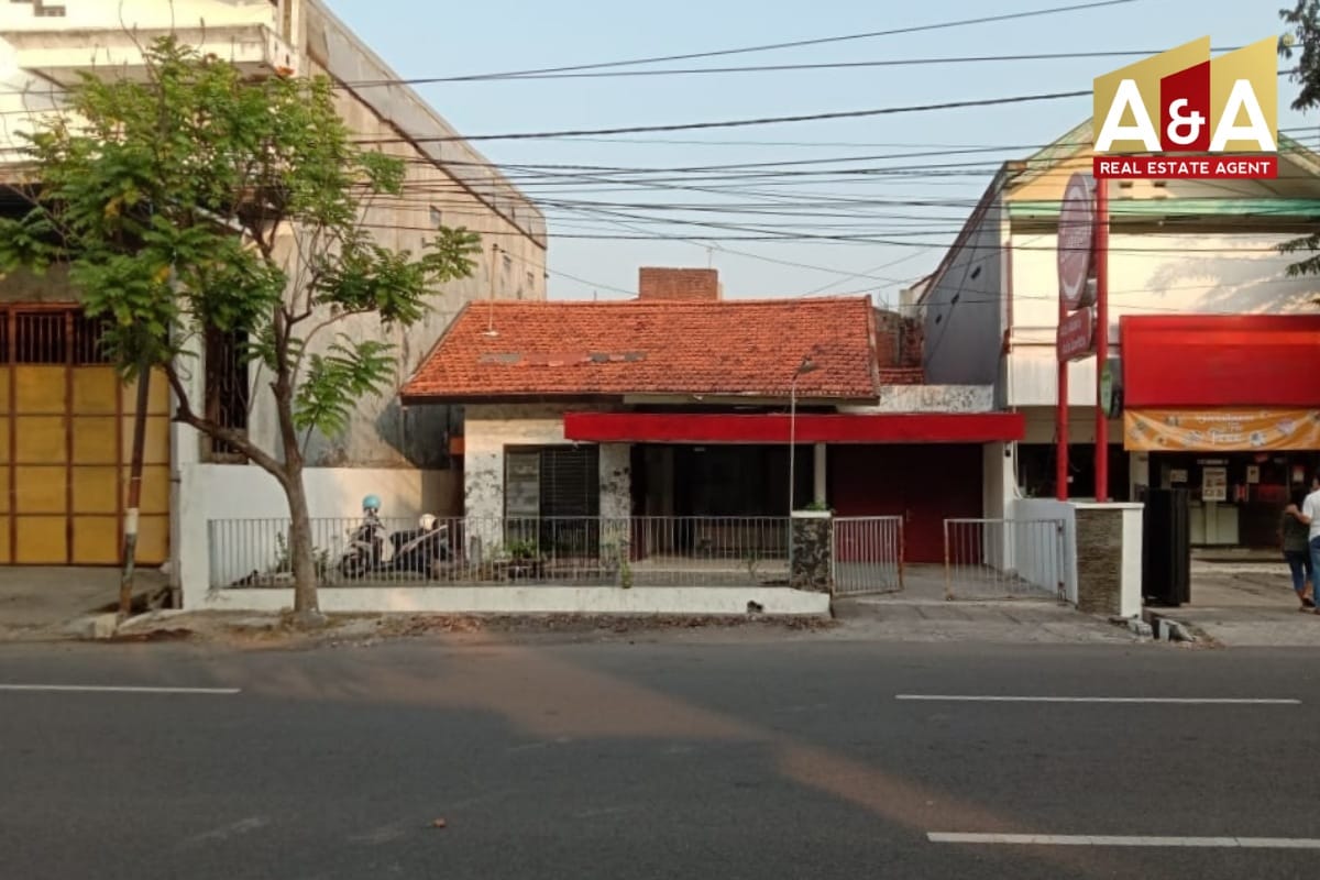 Dijual Rumah Mewah Wilayah Barata Jaya Surabaya Timur - Image 1