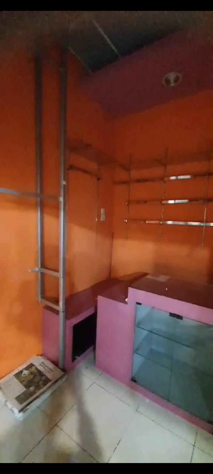 Dijual Stand Mall Cocok Untuk Usaha di Royal Plaza Surabaya Selatan - Thumbnail 2