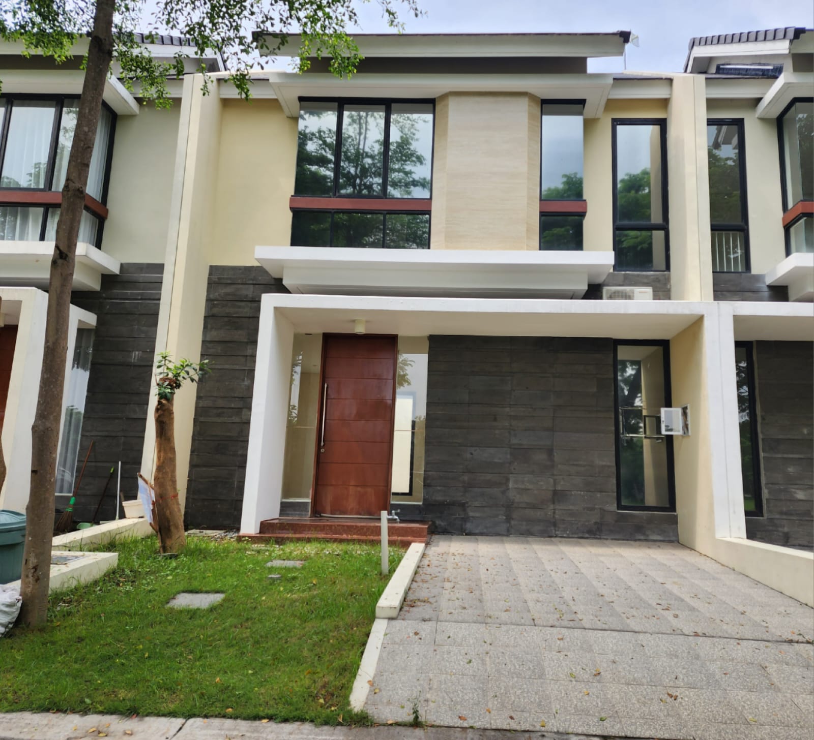 Dijual Rumah Northwest Lake Citraland Utara View Lake - Image 1