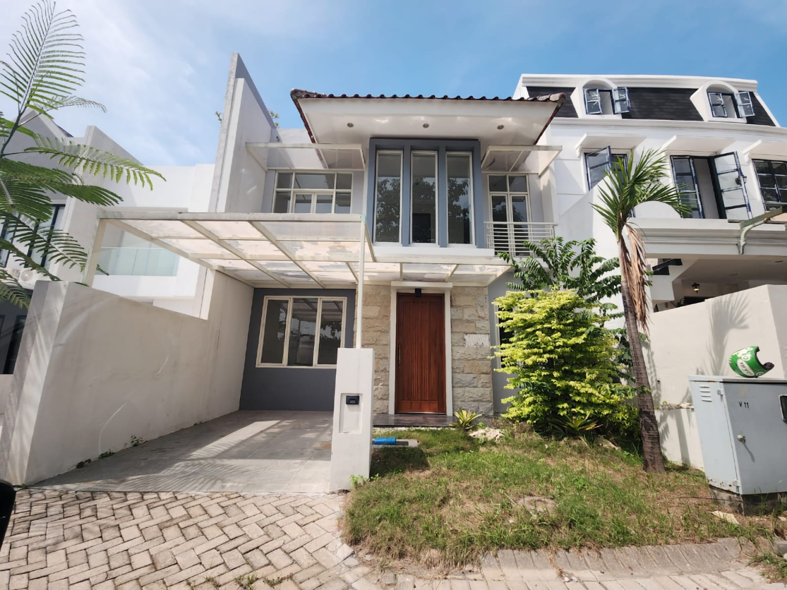 Dijual Rumah Taman Puspa Raya Citraland Utama Dekat Pasar Surabaya Barat - Image 1