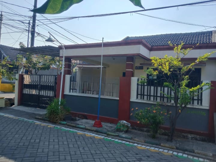 DIJUAL RUMAH LOKASI WIYUNG SURABAYA - Image 1
