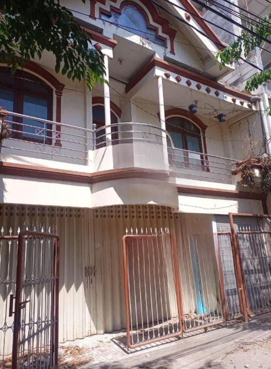 Disewakan Rumah Surabaya Timur - Image 1