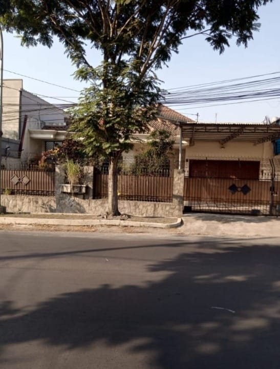 Dijual Rumah Asri Nyaman Lokasi di Malang - Image 1