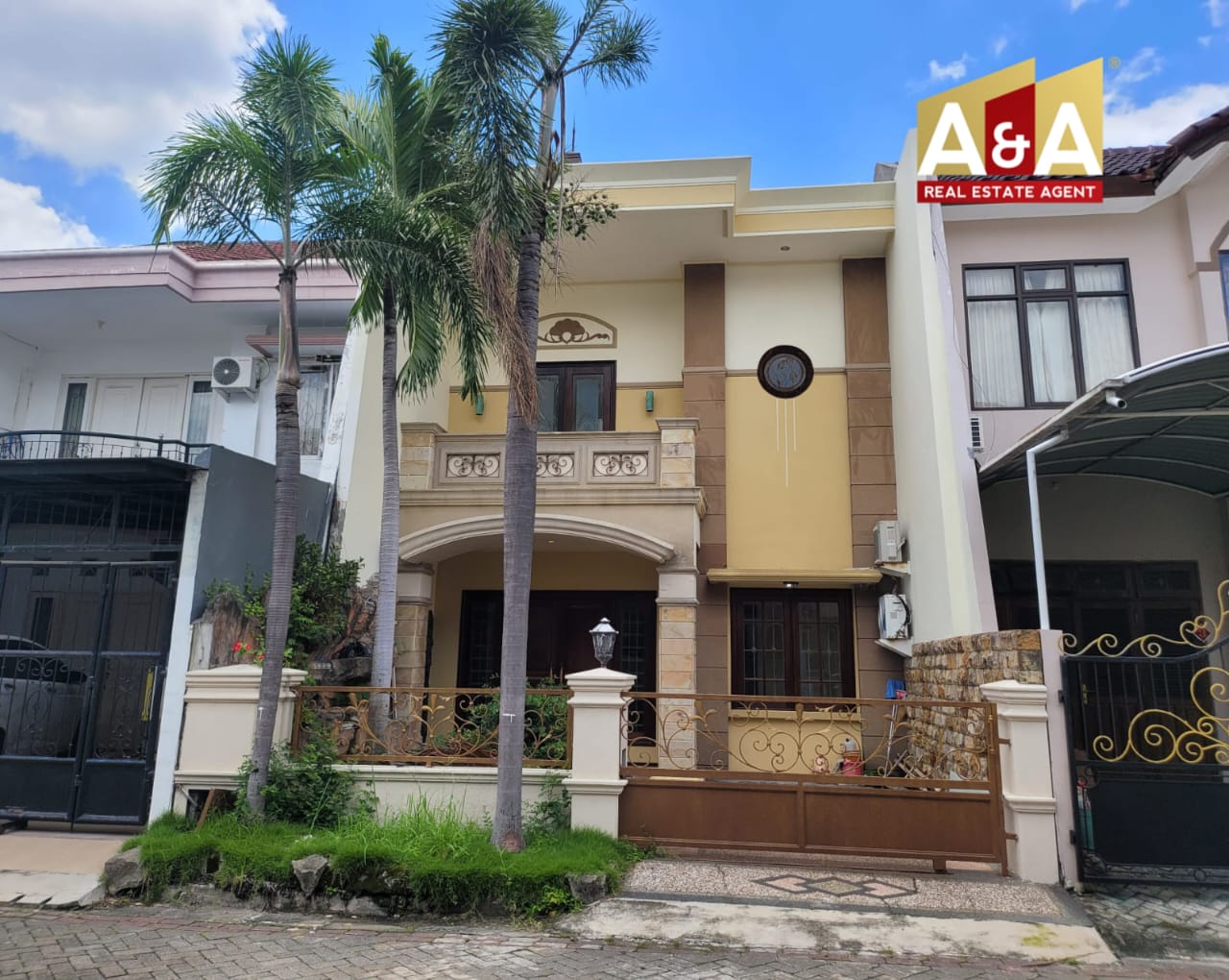 Dijual Rumah Wilayah Jalan Kejawan Putih Mutiara Surabaya Timur - Image 1