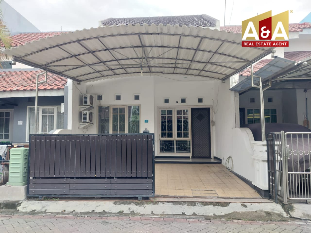 Dijual Rumah Wilayah Kejawan Putih Mutiara Pakuwon Surabaya Timur - Image 1